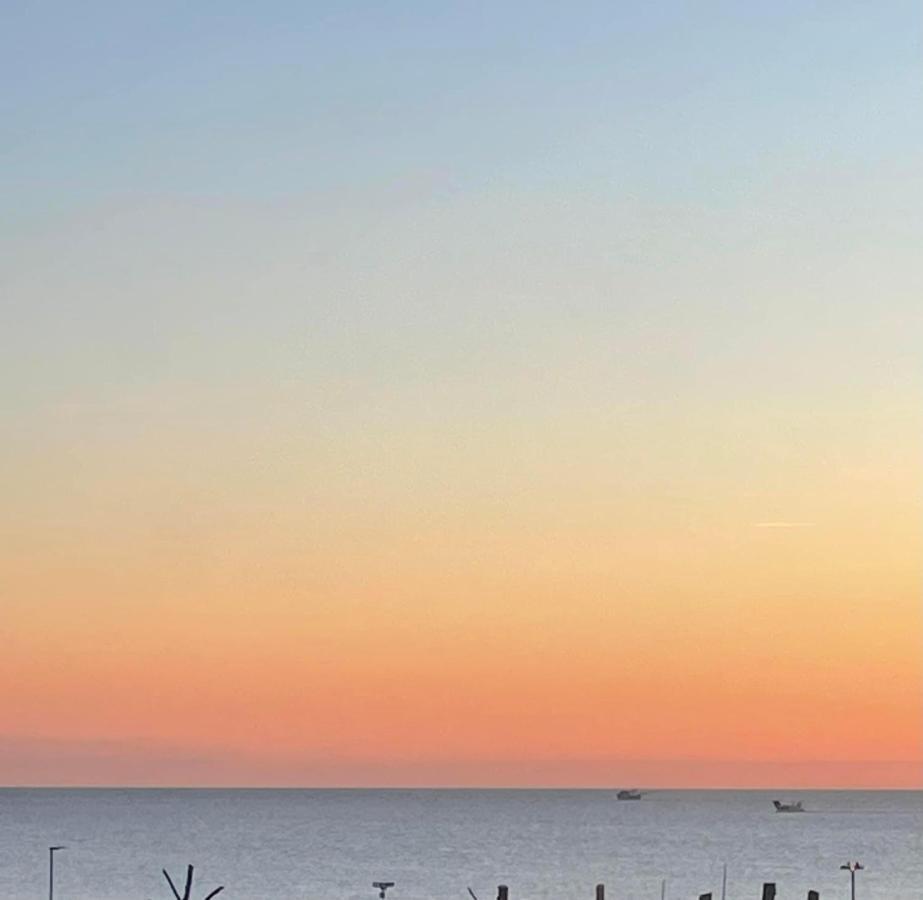Ristorante Hotel Lucia - 100 Mt Dal Mare Giulianova Luaran gambar
